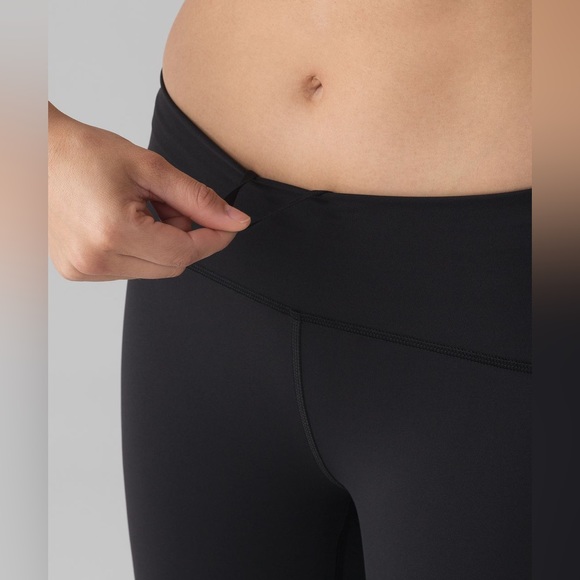 Lululemon Athletica Black Train Times Crop 17” Leggings size 2 EUC - Picture 6 of 14